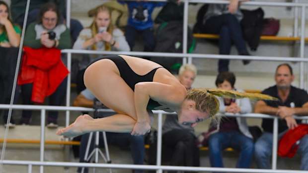 MSU SWIMMING & DIVING  (PHOTO:  MSU SID)